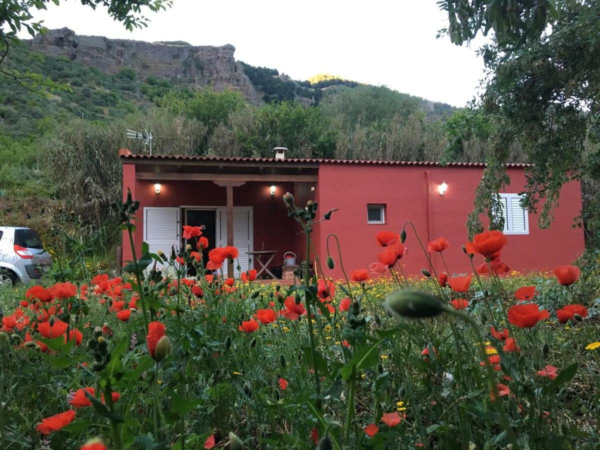 Villa Rafael Vega de San Mateo Eksteriør bilde